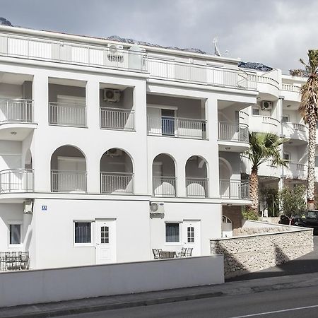 Villa Klara Guest House Baška Voda Exterior foto